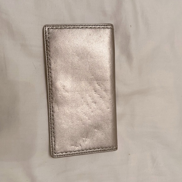 Silver Coach Checkbook - Picture 5 of 7